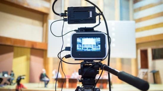 mini kamera mit live uebertragung auf handy und ton